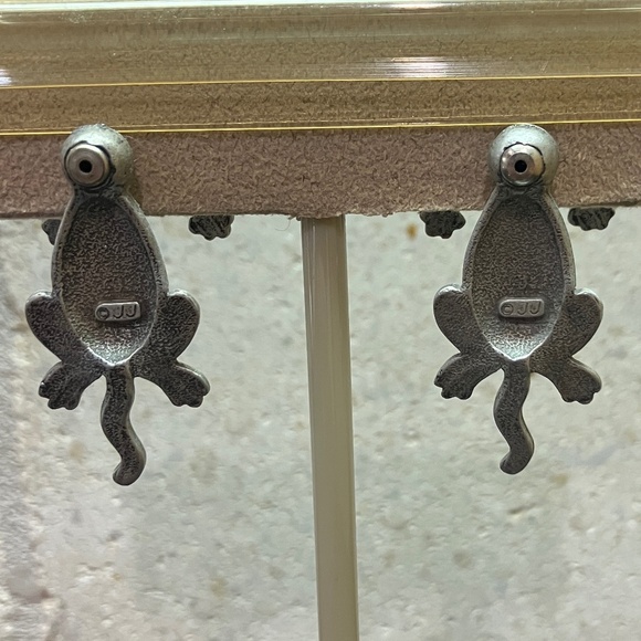 Hanging Kitty Cat Post Pierced Earrings 2 Piece - Picture 3 of 5